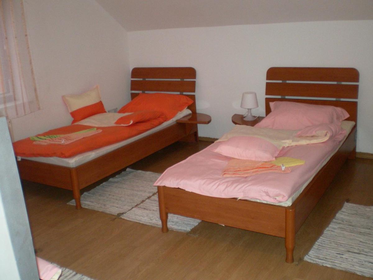 Hostel Piero Ljubljana Exteriör bild