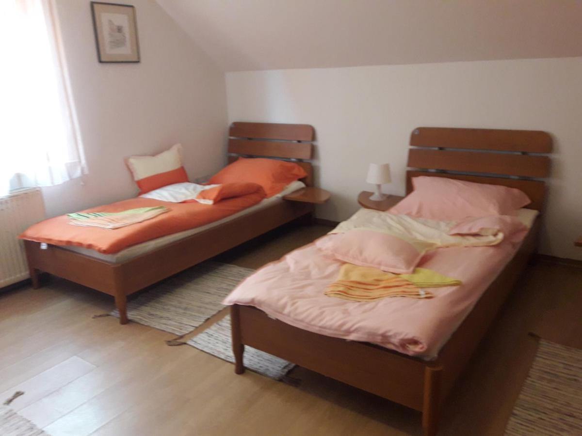 Hostel Piero Ljubljana Exteriör bild